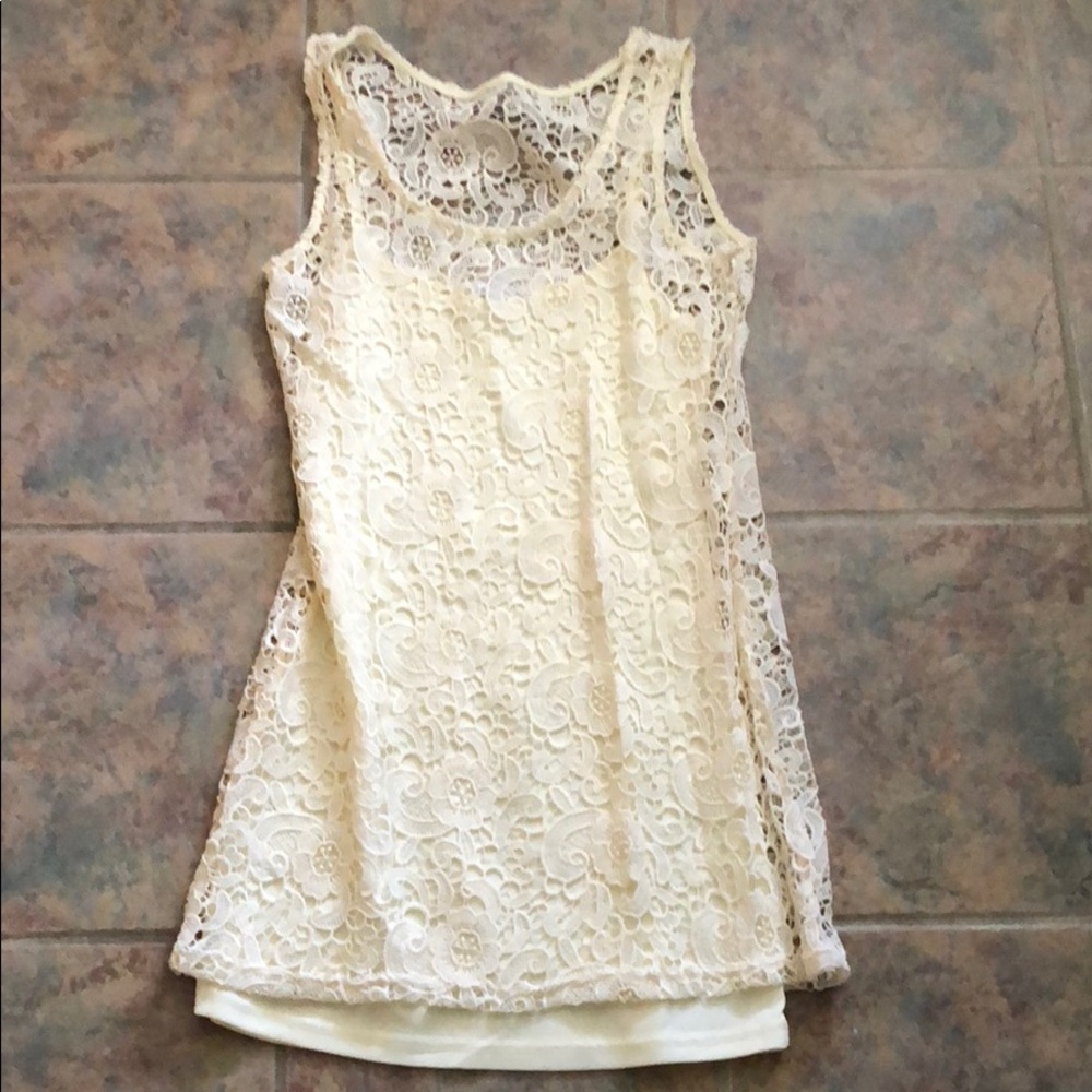 DAINTY HOOLIGAN small cream lace dress